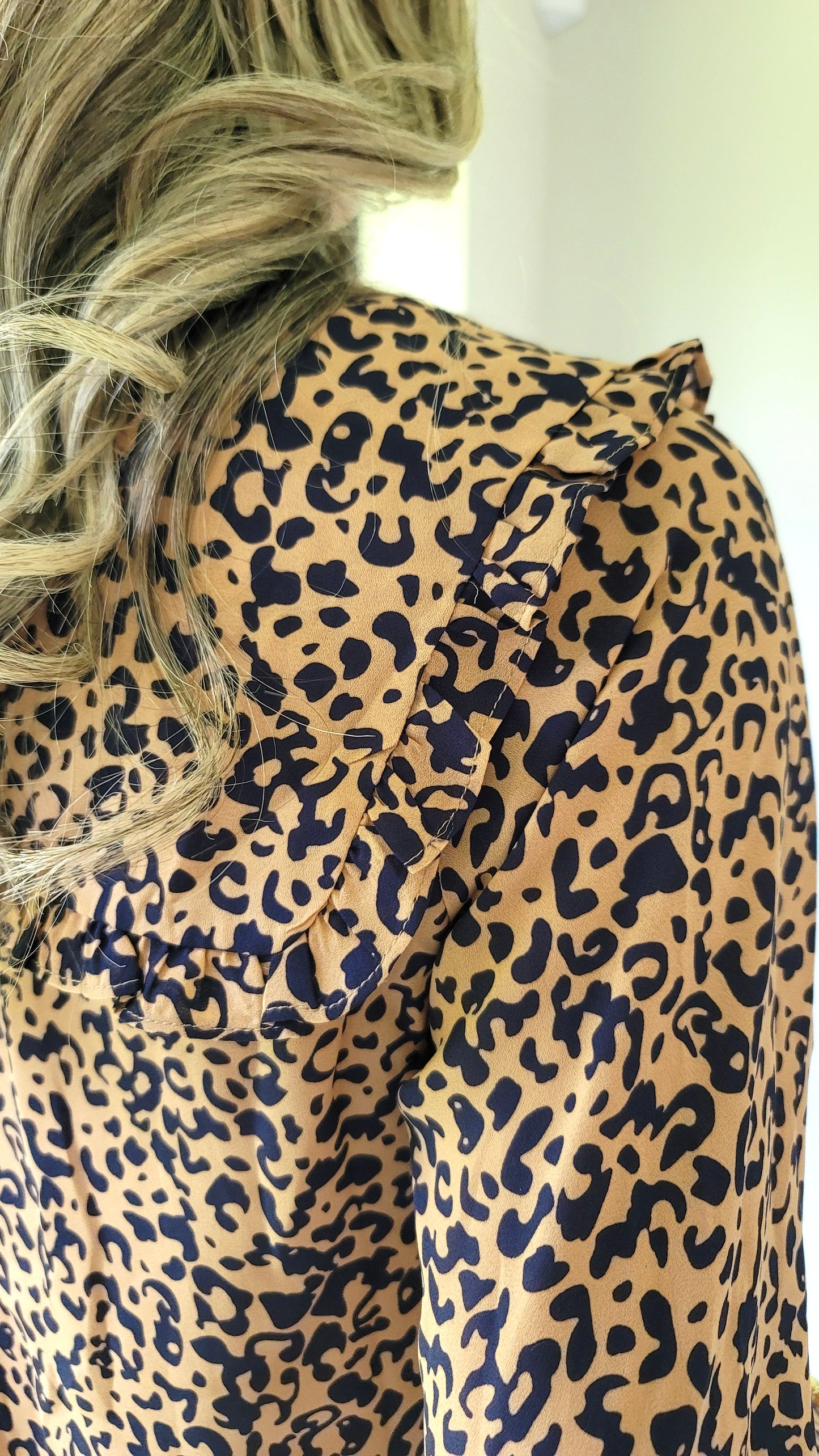 LEOPARD PRINT TOP