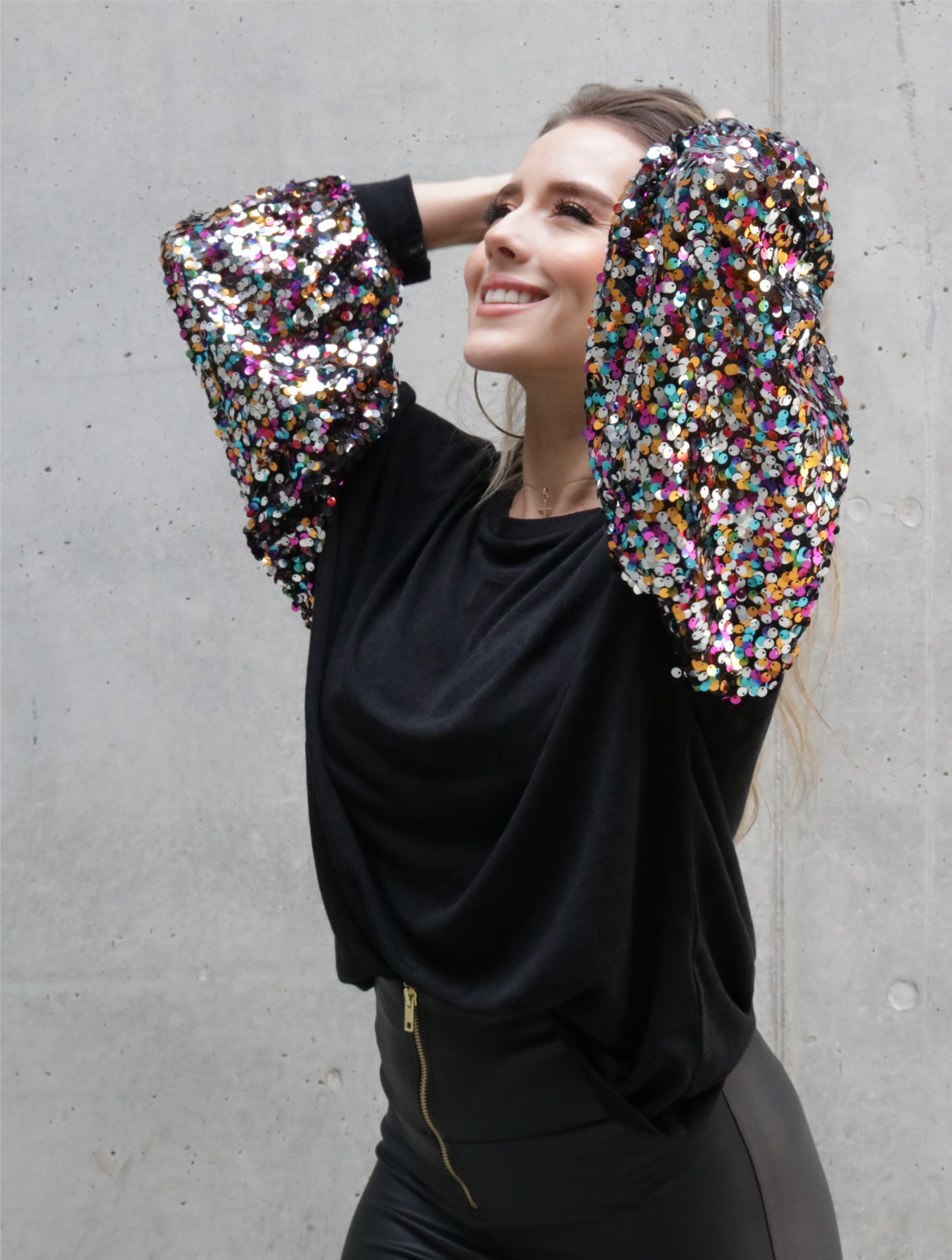 SEQUIN COLOR SWEATER